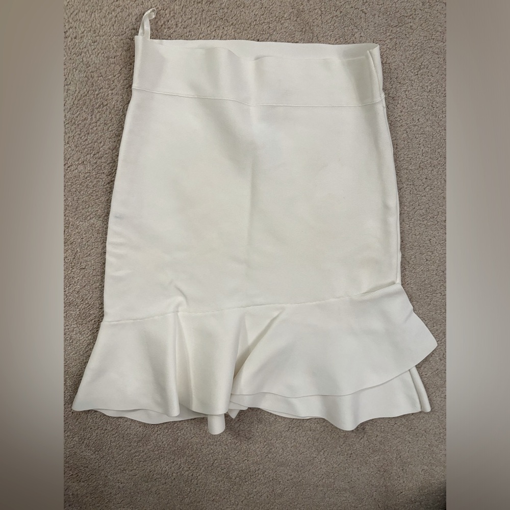 BCBG women’s bandage skirt with flared bottom